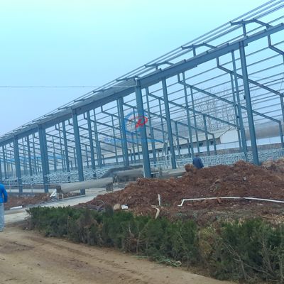 Construction de bâtiments métalliques préfabriqués