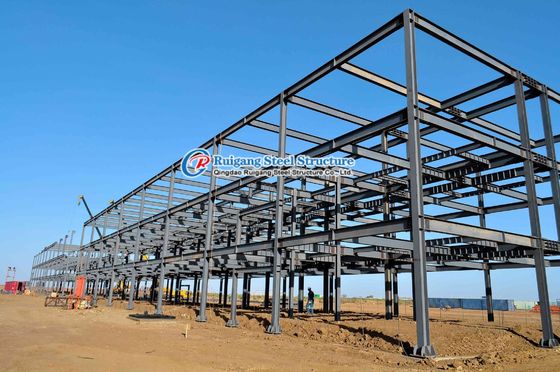 Constructions métalliques préfabriquées polyvalentes