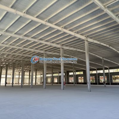 Surface galvanisée ou peinte entrepôt de structure en acier sur mesure pour la construction