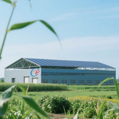 Entrepôt de structure en acier pré-construit avec une esthétique moderne / contemporaine